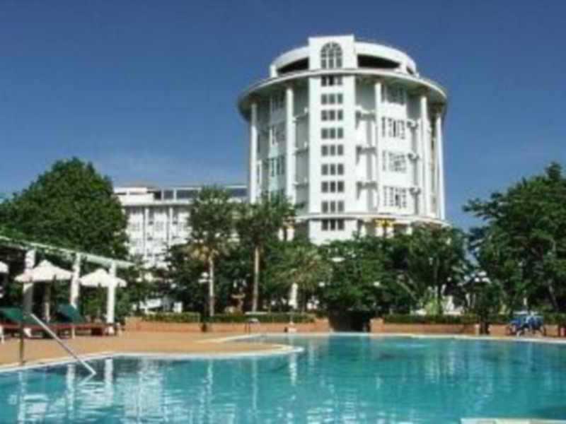 Hermitage Hotel Korat-SHA Nakhonratchasima Buitenkant foto