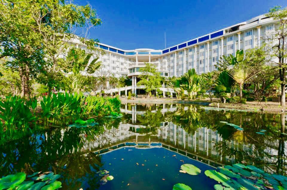 Hermitage Hotel Korat-SHA Nakhonratchasima Buitenkant foto