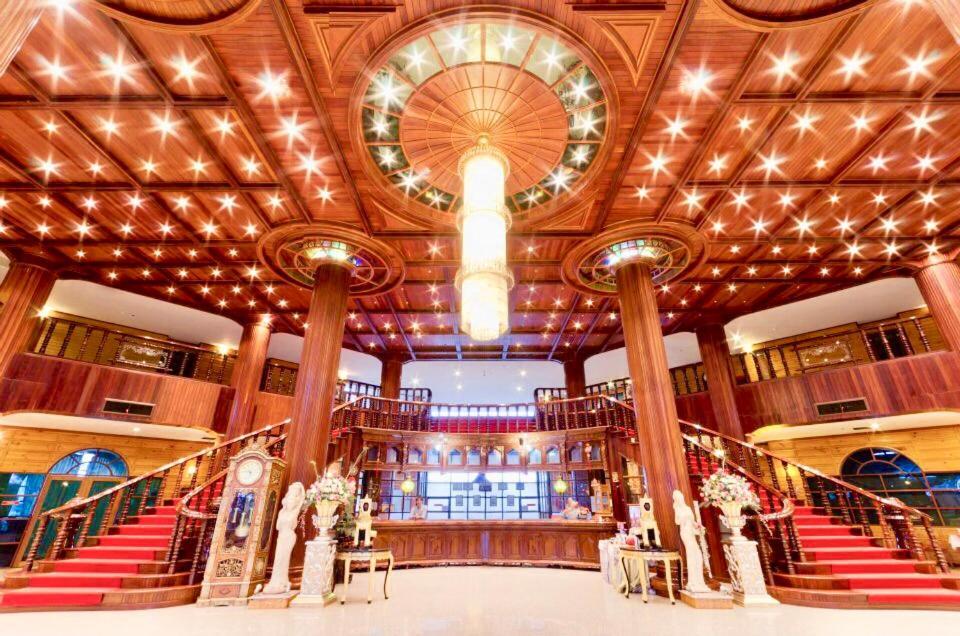 Hermitage Hotel Korat-SHA Nakhonratchasima Buitenkant foto