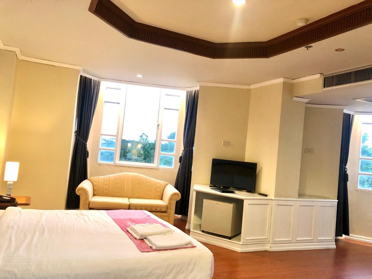 Hermitage Hotel Korat-SHA Nakhonratchasima Buitenkant foto