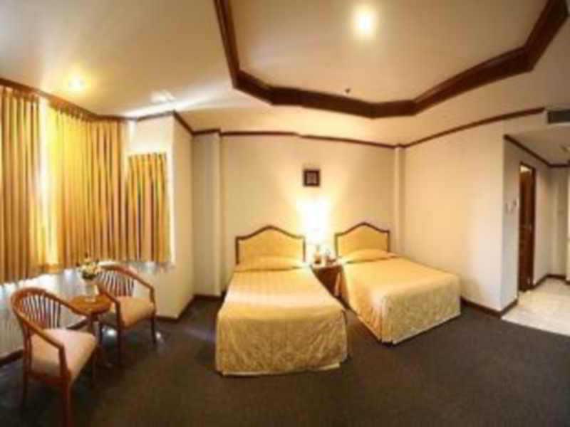 Hermitage Hotel Korat-SHA Nakhonratchasima Buitenkant foto
