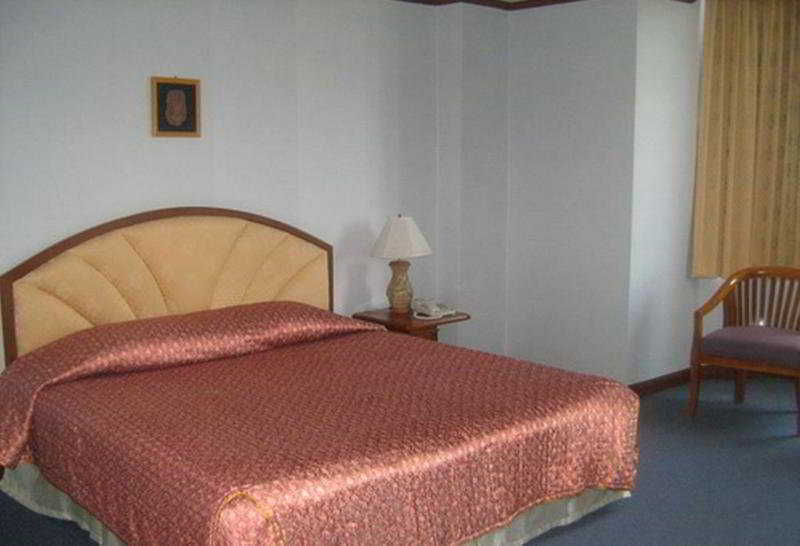 Hermitage Hotel Korat-SHA Nakhonratchasima Buitenkant foto
