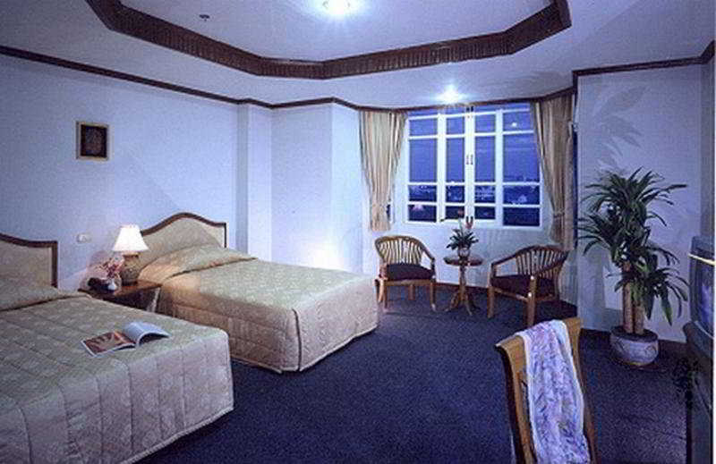 Hermitage Hotel Korat-SHA Nakhonratchasima Buitenkant foto