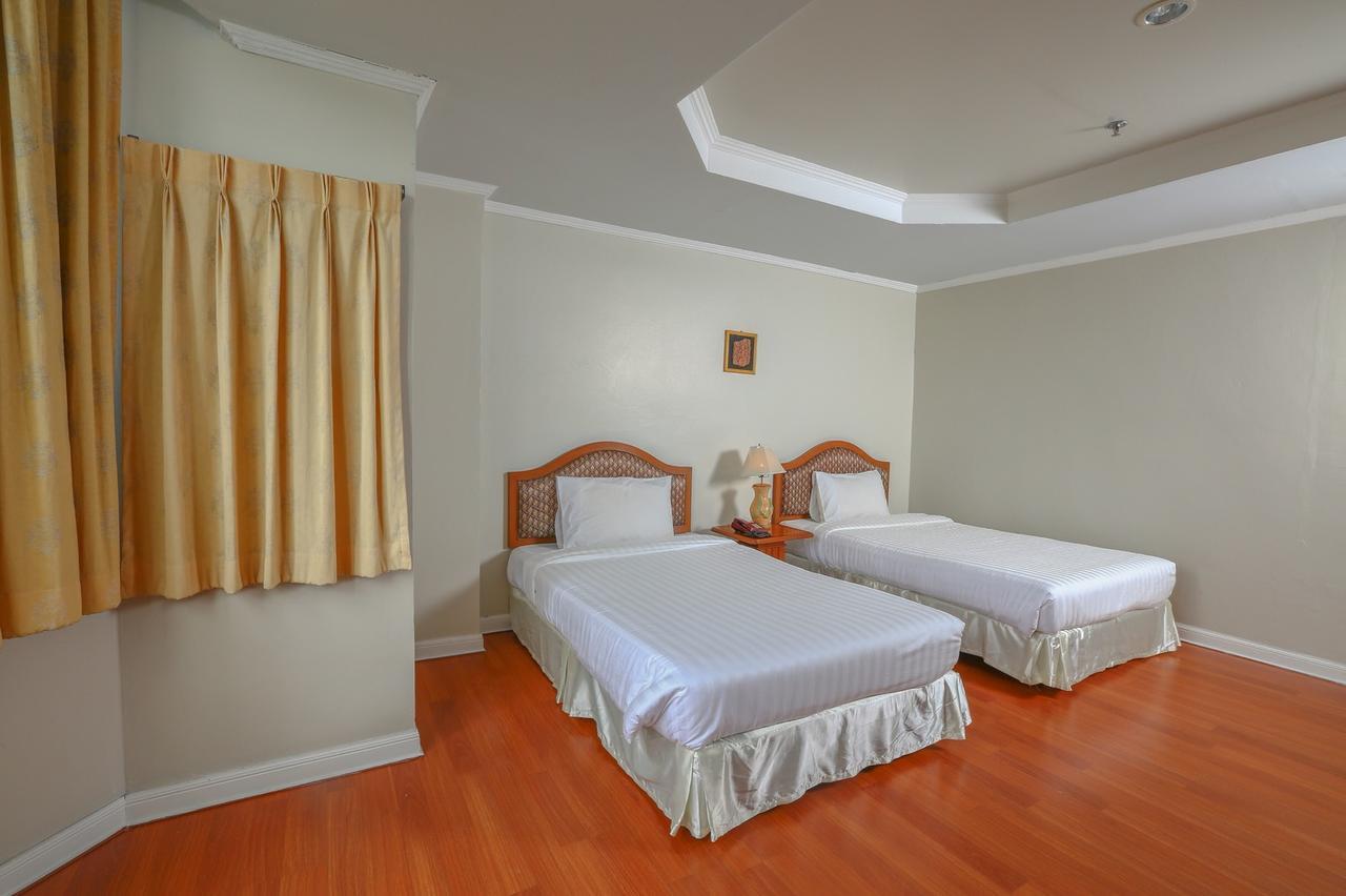 Hermitage Hotel Korat-SHA Nakhonratchasima Buitenkant foto
