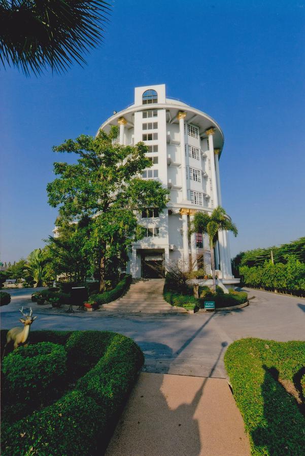 Hermitage Hotel Korat-SHA Nakhonratchasima Buitenkant foto
