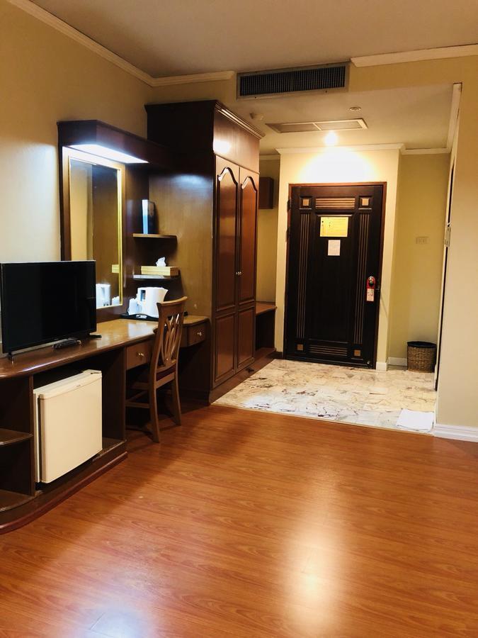 Hermitage Hotel Korat-SHA Nakhonratchasima Buitenkant foto